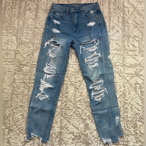 American Eagle Outfitters Denim - American Eagle Distressed Mom Jeans size 2 regular